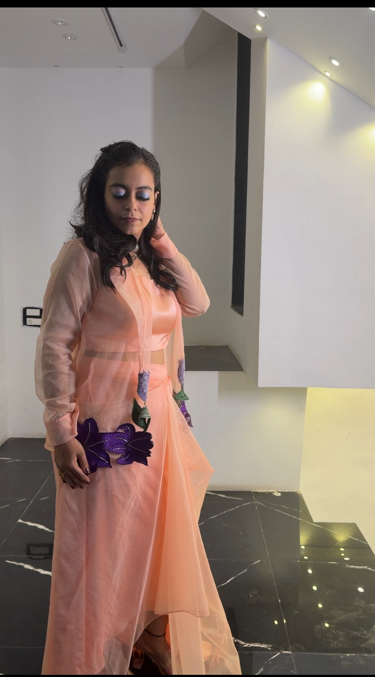 AMOURA